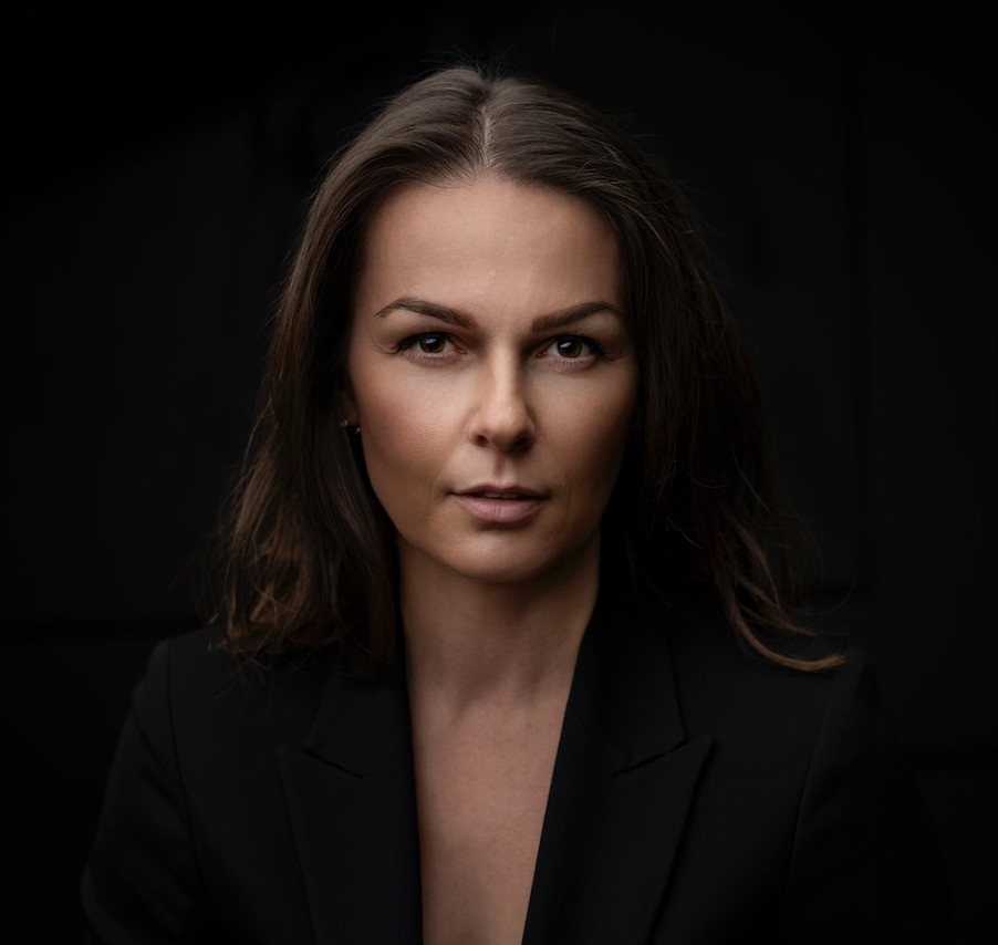 Adwokat Karolina Wrąbel