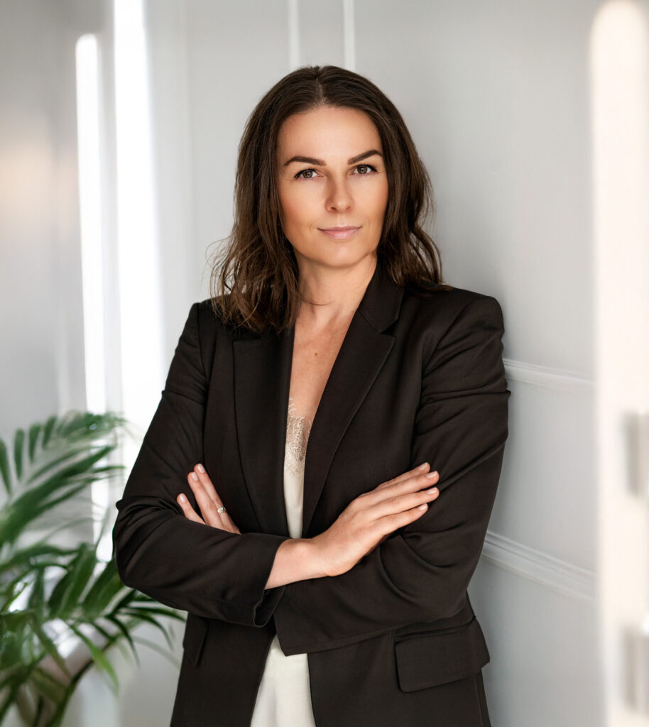 Adwokat Karolina Wrąbel